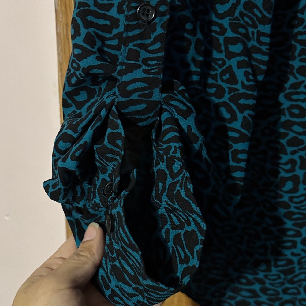 Covington Black And Teal Patterned Button Down Sh… - image 3